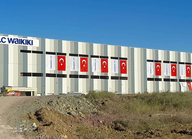 LC WAİKİKİ DEPO TEMİZLİK VE DESTEK PERSONELİ